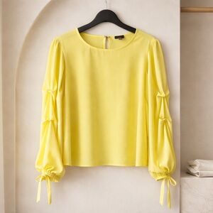 Vince Camuto Tiered Tie-Cuff Textured Blouse in Lemon Cream - Size S